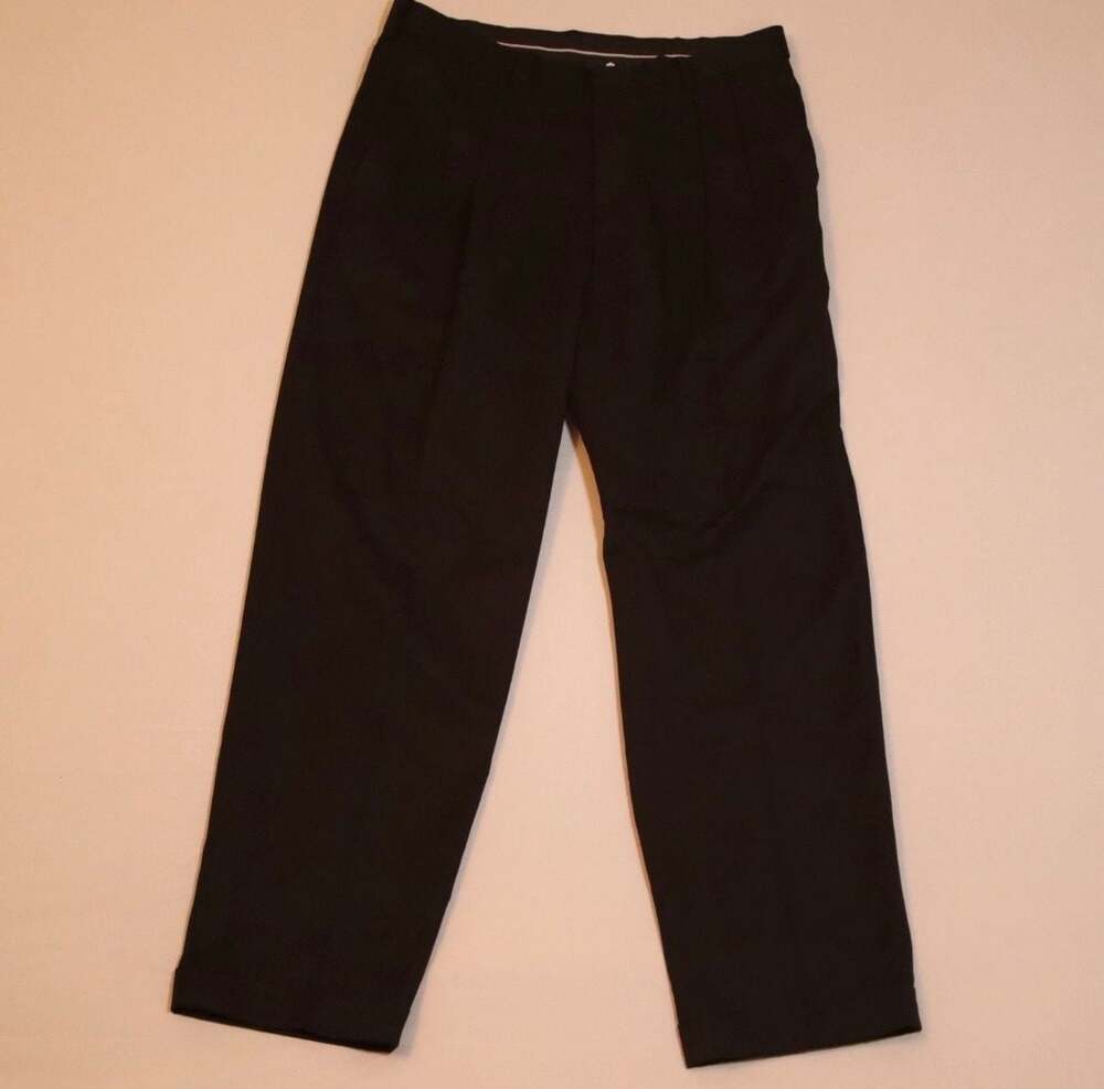 Haggar Clothing Co. Men's Classic Fit Dress Pants Black Size 36x32